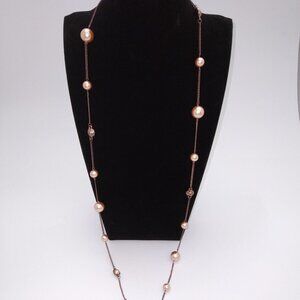 pearl necklace / different dimensions